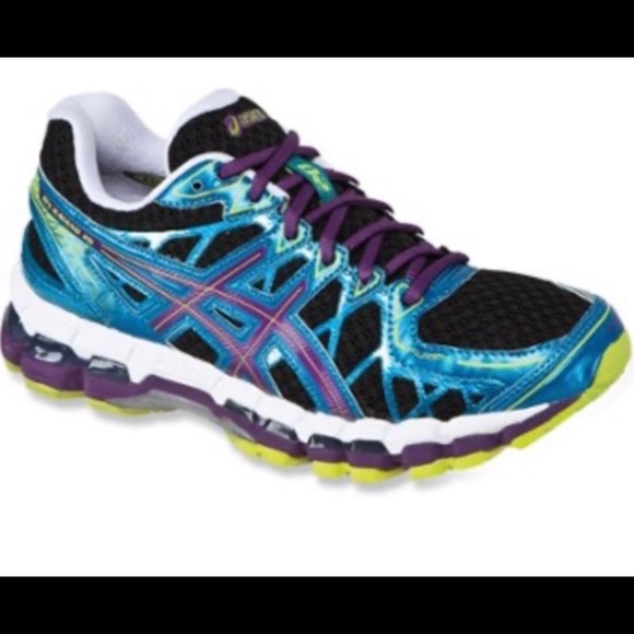asics gel kayano womens 10.5